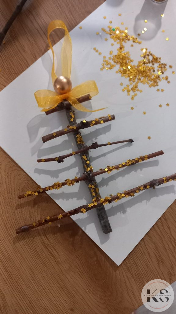 DIY Ukrasi za Bor od Grančica