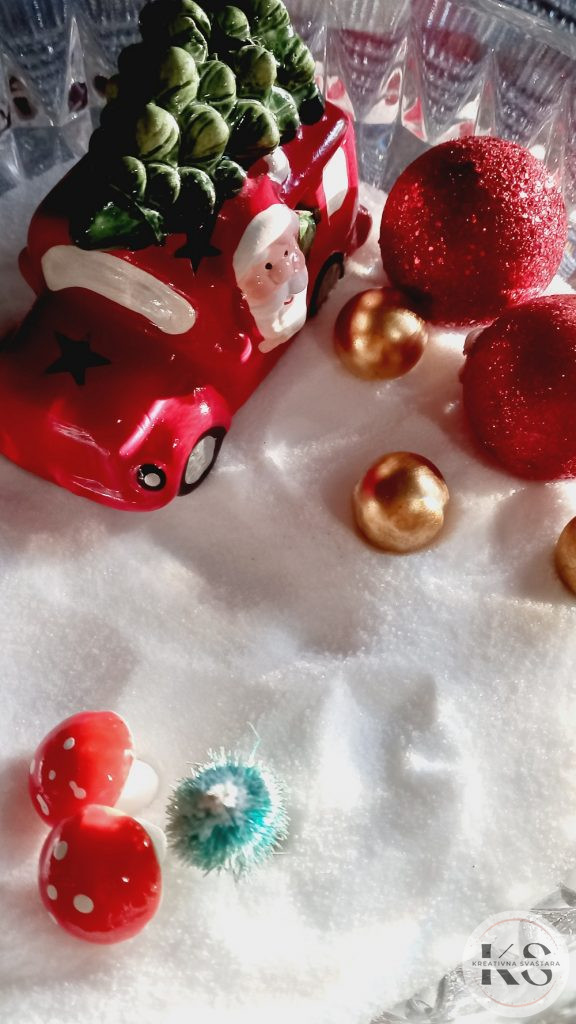 Jednostavne Dekoracije za Blagdanski Stol